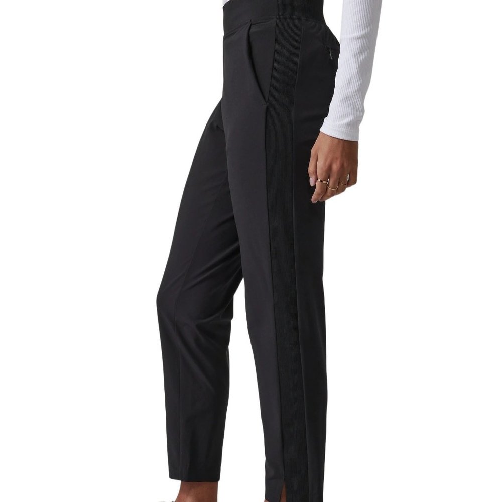 🆕Athleta Brooklyn ANKLE Pant in Black Current Season Size 12